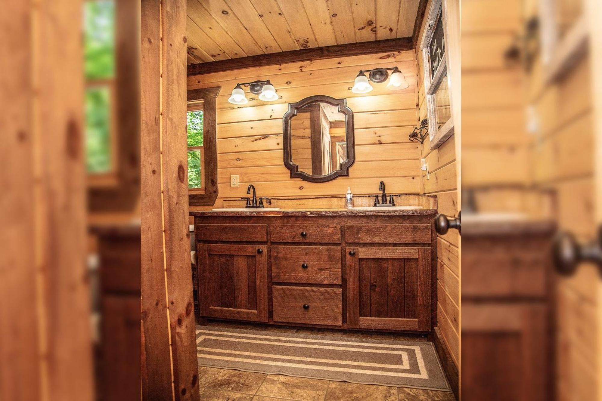 Adore The Smores Rustic Mountain Charm Outdoor Spaces And A Cozy Hot Tub Блу-Ридж Экстерьер фото